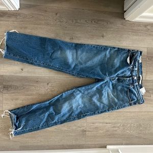 Size 28 Wedgie Straight Levi’s Medium wash